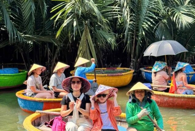 Giá vé Rừng Dừa Bảy Mẫu