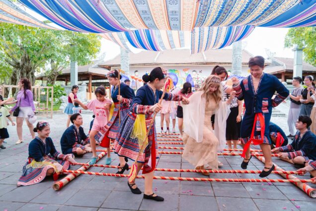 Đặt vé VinWonders Hội An